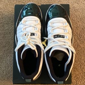 Air Jordan 11 Retro Low- White/Black/Emerald Rise